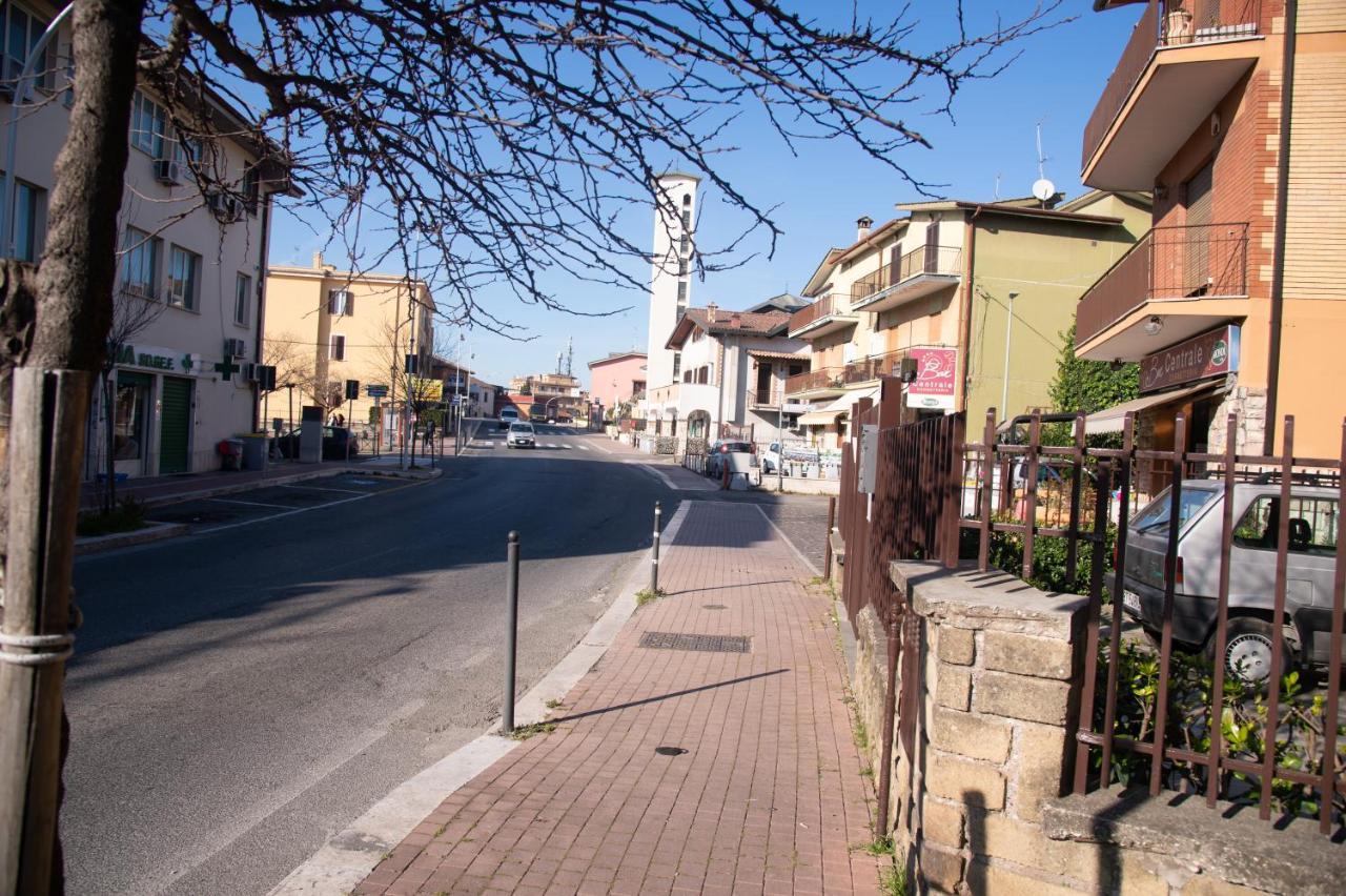 Apartamento 'Panta Rei' Mentana Exterior foto